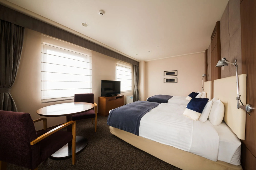 JR-East Hotel Mets Akabane