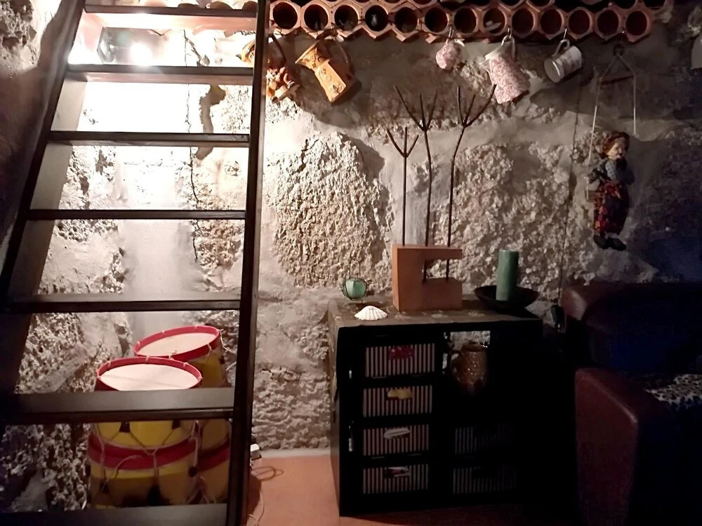 House With 3 Bedrooms in Ansiães, With Wonderful Mountain View, Furnis