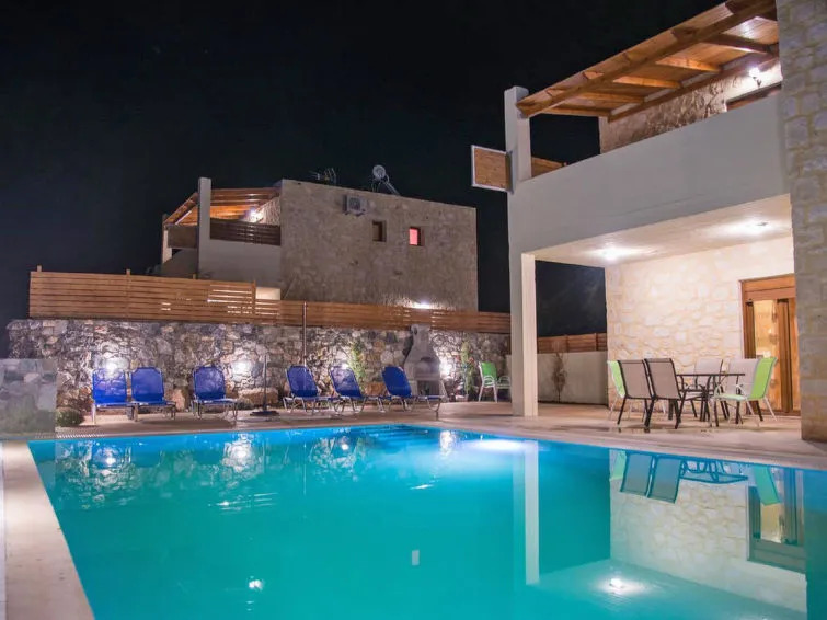 Holiday Home Villa Emerald