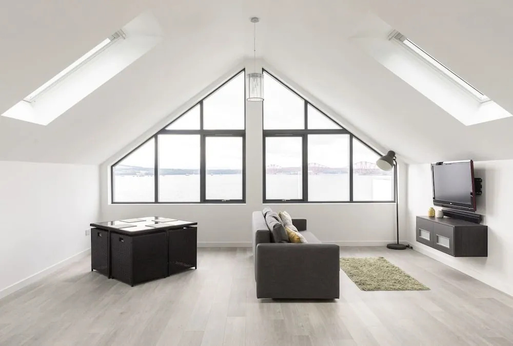 The Wee Glasshouse - Stunning Views of Dalgety Bay