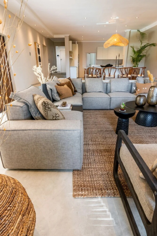 Relax in Style at this Stunning Villa in Camps Bay, Cape Town