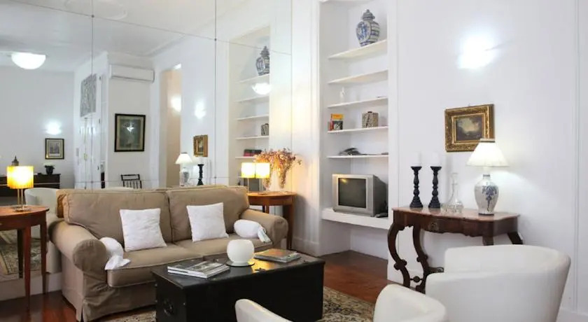 Charming Apartment Central Lisbon