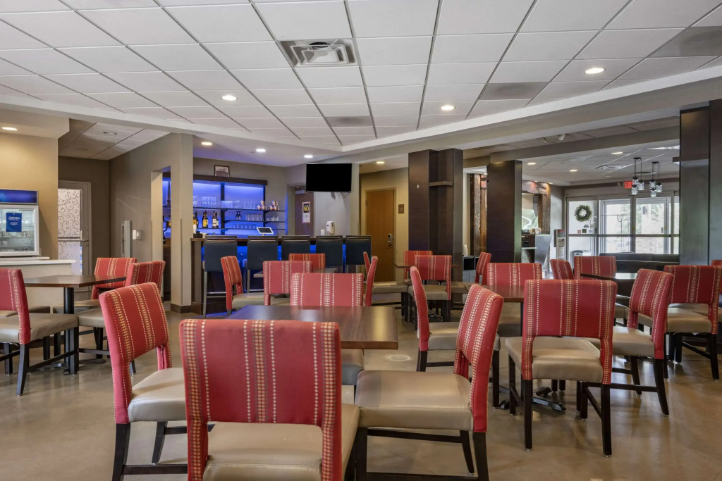 Comfort Inn Connellsville Riverview