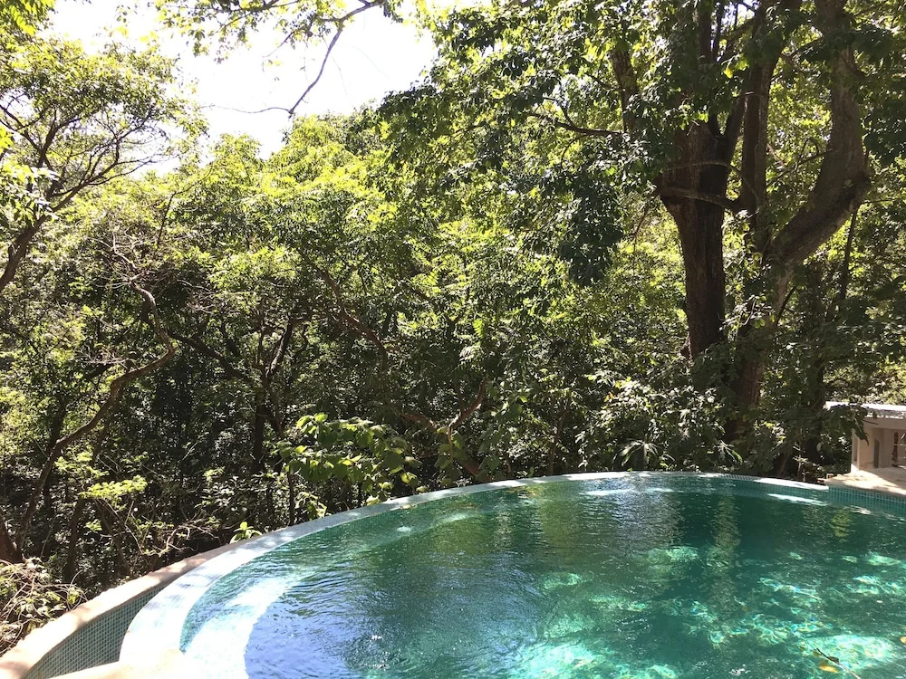 Driftwood Glamping and Boutique Hotel