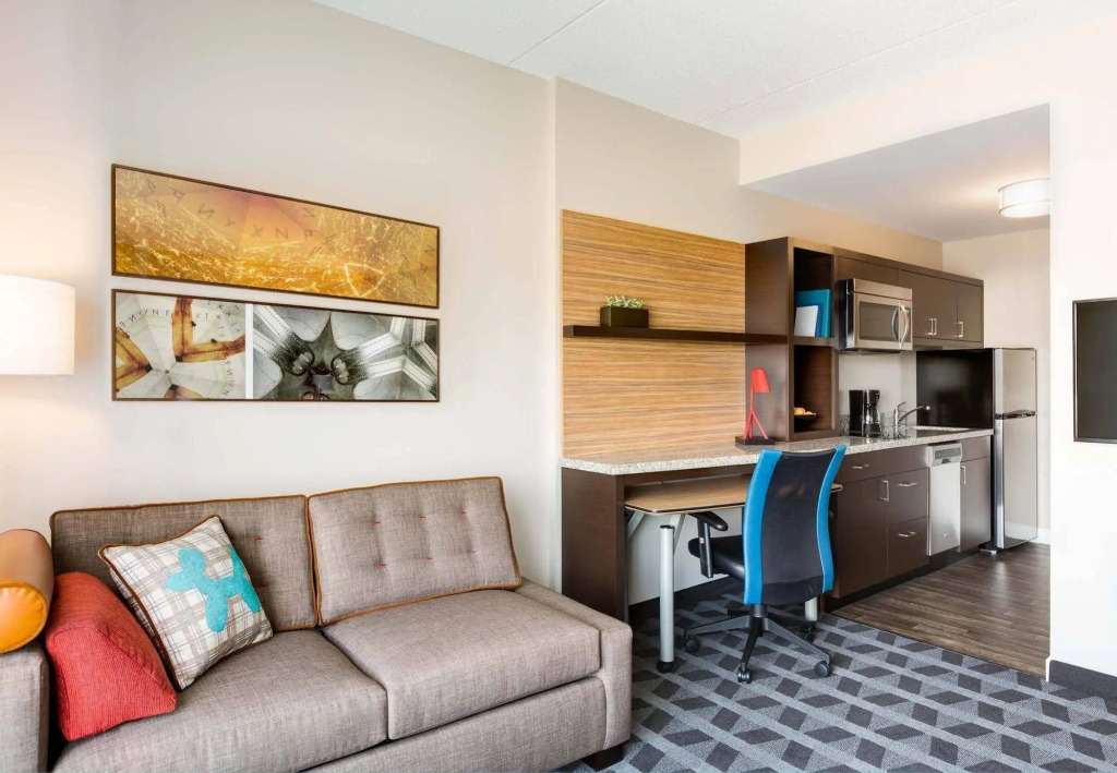 TownePlace Suites by MarriottDetroit Canton