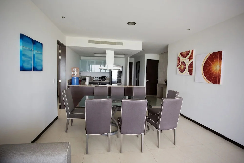 Beautiful Beachfront Apartments