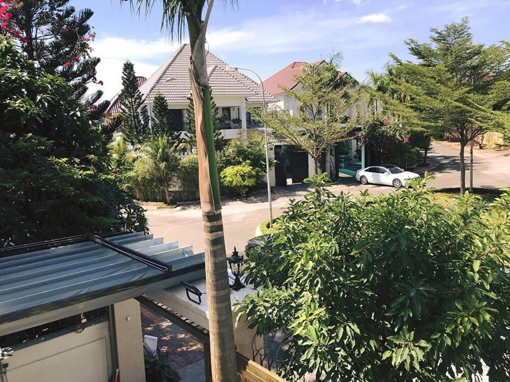 Kat Villa