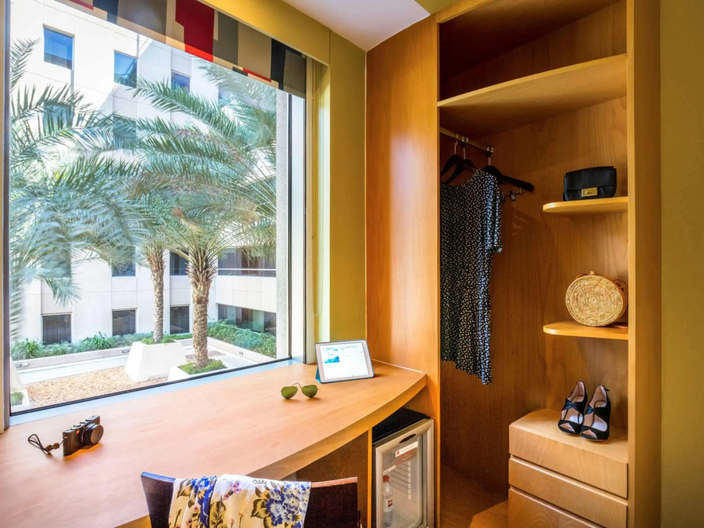 Отель Ibis Mall Avenue Dubai