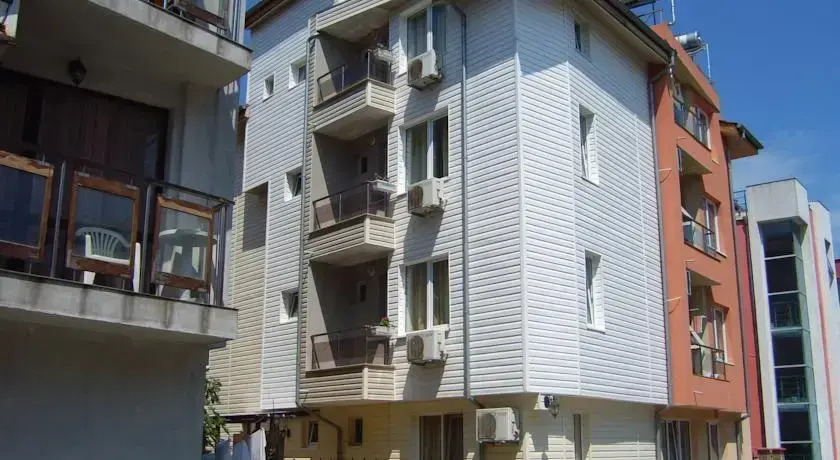 Vlasta Guest House