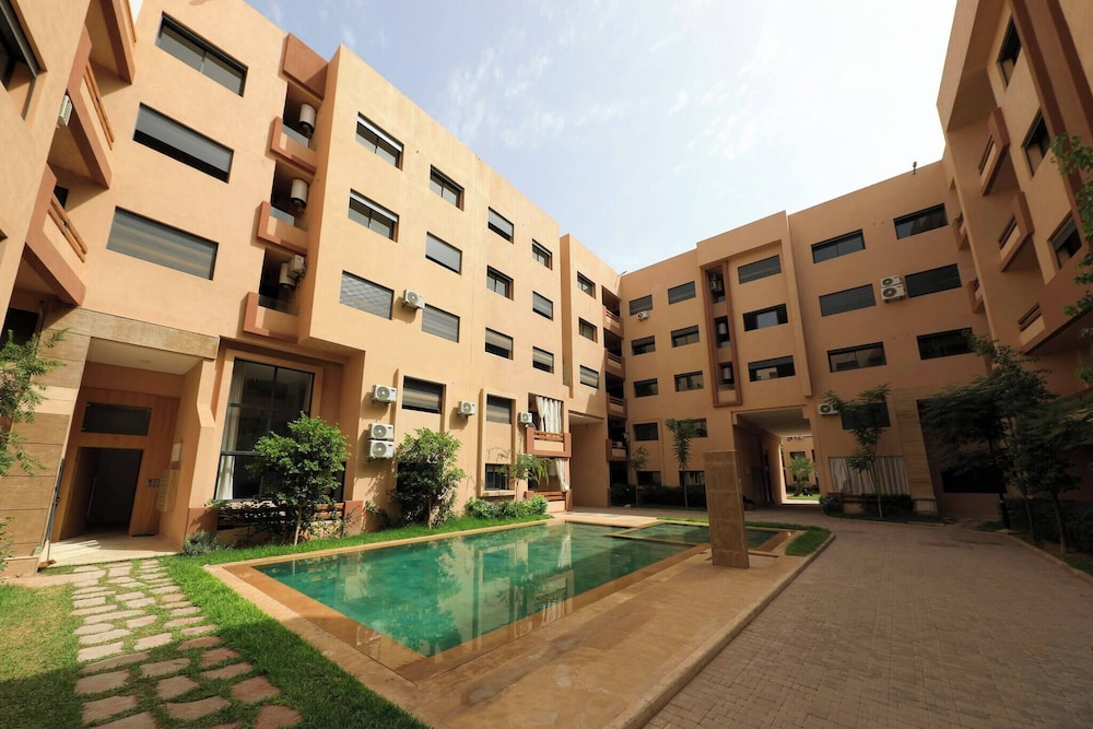 Charming 2-bedroom Apartment in the Heart of Marrakech