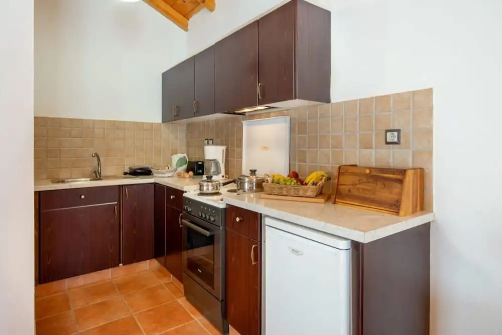 Kirki s Cozy Getaway - Paxoi Getaway w Jacuzzi