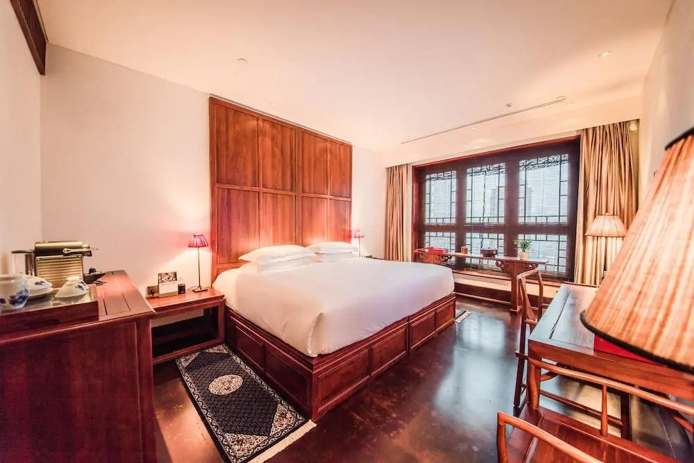 Zeyun Hotel