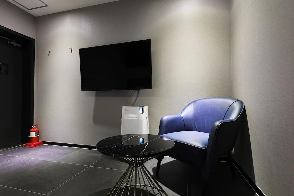 Cheonho Aria Hotel