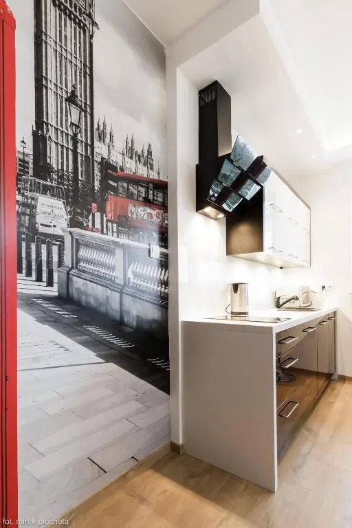 P&O Serviced Apartments FABRYCZNA