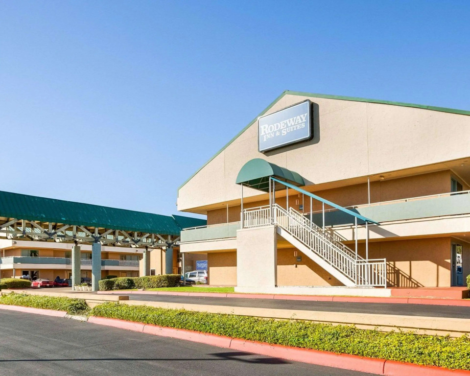 Fiesta Inn and Suites Medical Center I-10