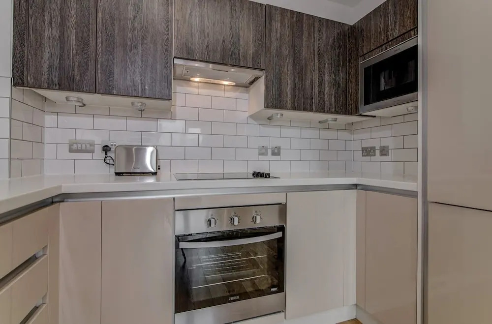 409 Chapel Street · Stylish, Clean 1 Bedroom Flat for 4