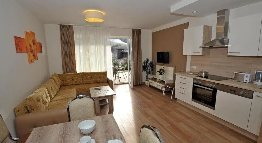 Sunshine Apartments - Great Mountain View