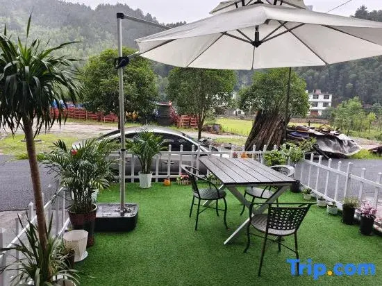 Jingjing Hotel