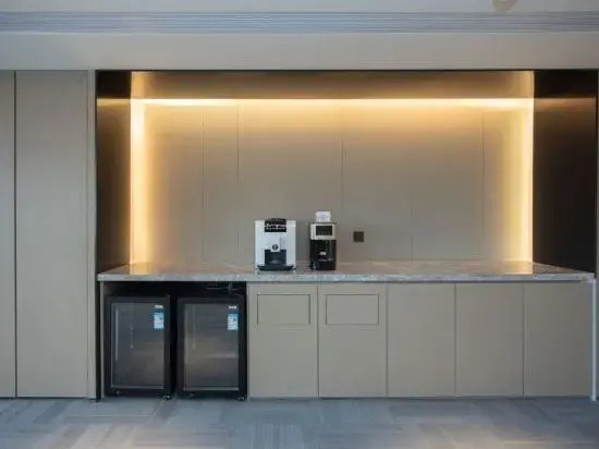 JI Hotel (Wuxi Babaiban Center Baizhuang Subway Station)