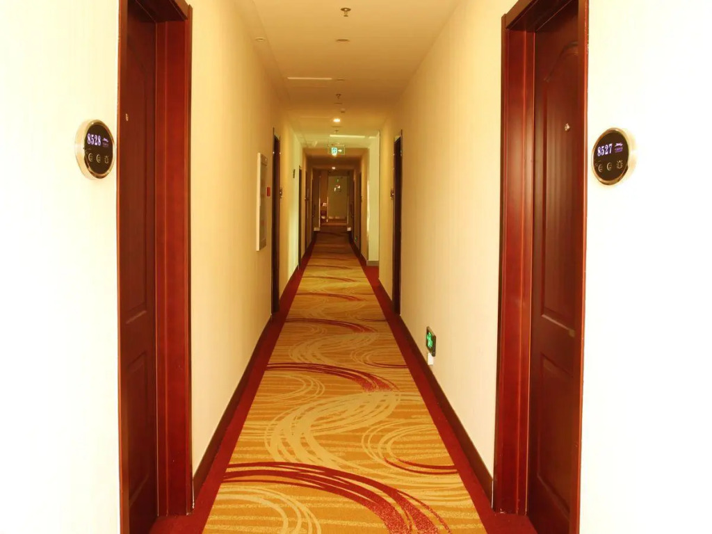 Beijing Wanjia Traders Hotel