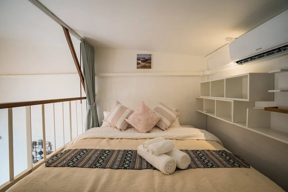 Contemporary Loft in the Heart of Chiang Mai - 5 Mins From Nimman