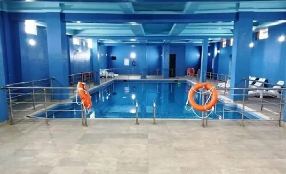 Nandas Hotel