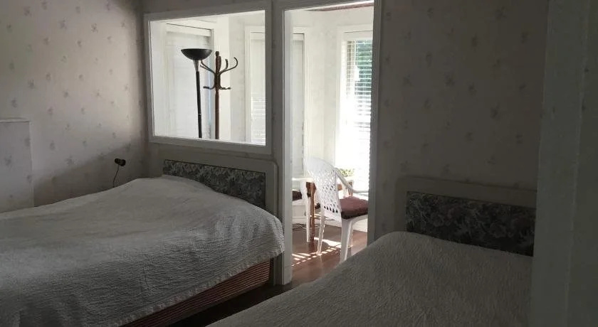 Kelowna Lakeview Cove Bed & Breakfast