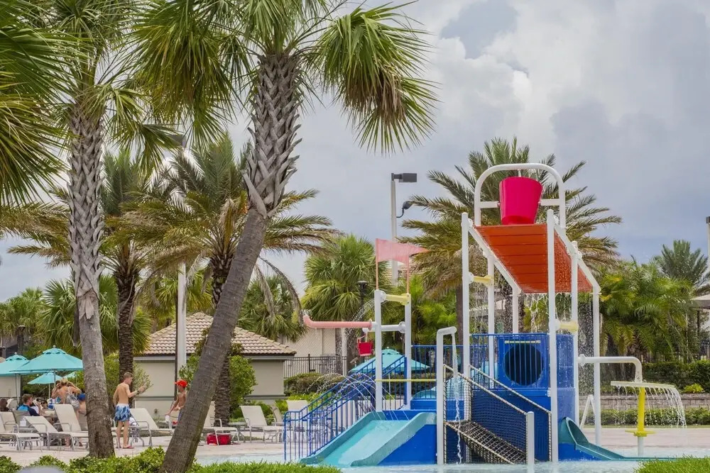 Gorgeous Four Bedroom w Screened Pool Close to Disney 1224