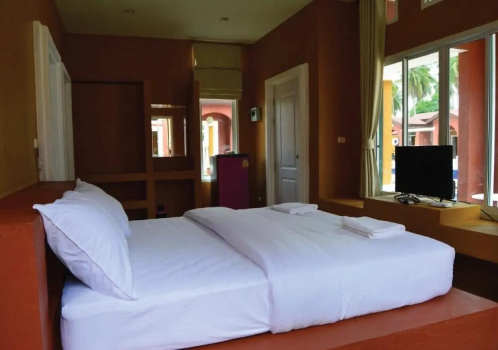 World Cat Beach & Resort เวิลด์แคท บีช แอนด์ รีสอร์ท