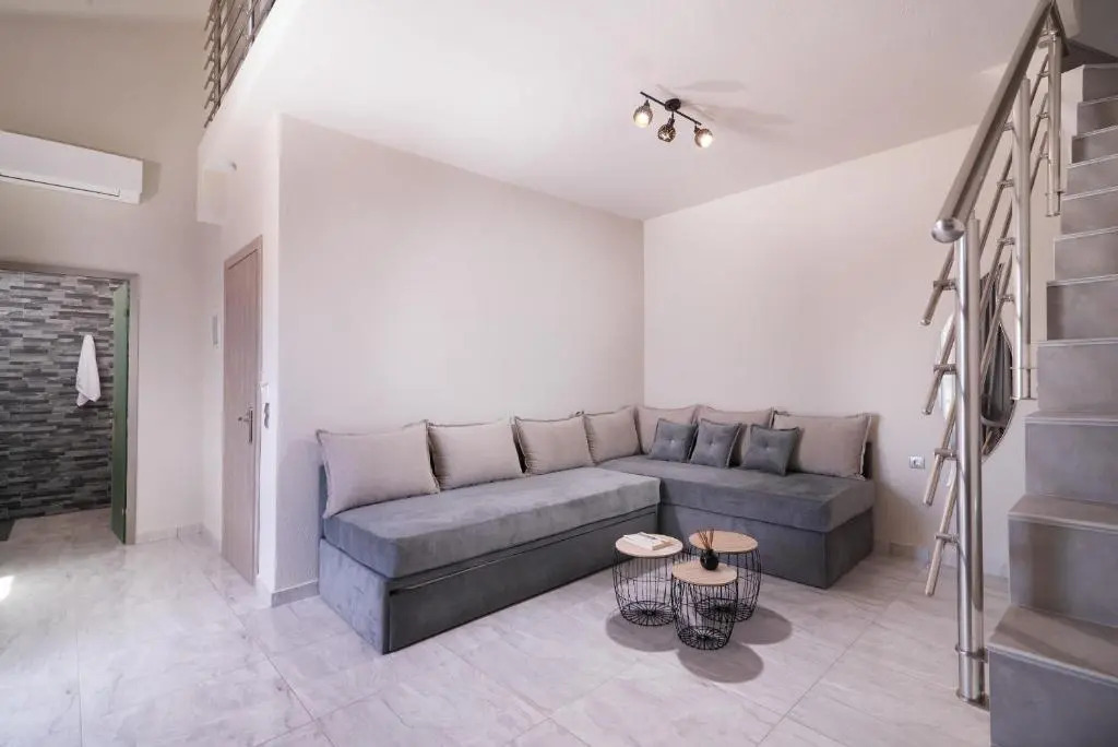 Xenia Suites