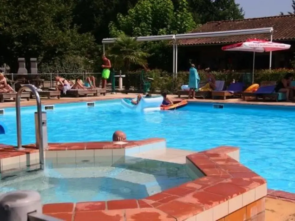 Fontaine du Roc - Les Chalets