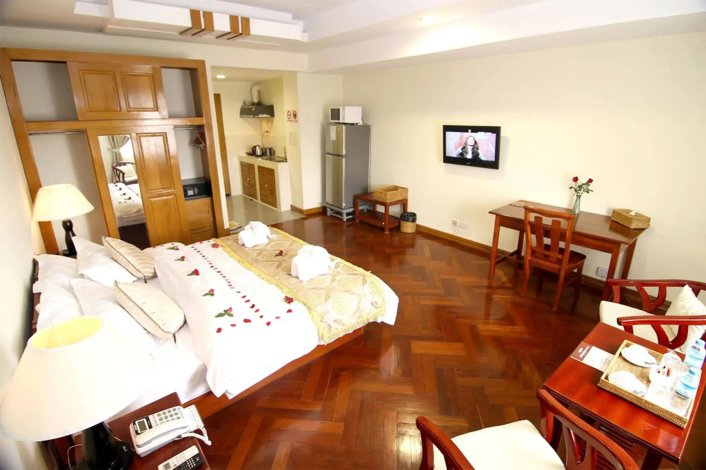 Shwe Htee Hotel