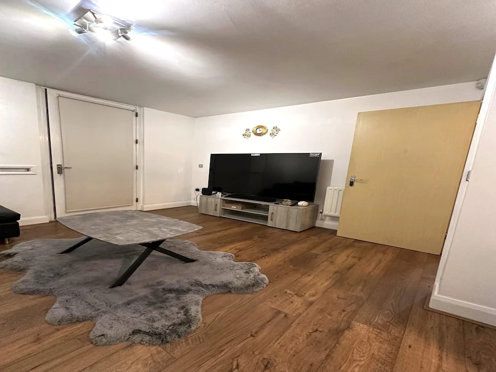 Urban Oasis 2-bed En-suite Apt in Birmingham