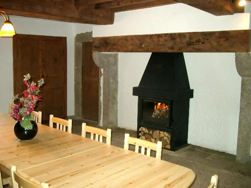 Gîte isolé et paisible aux Monts de la Madeleine avec animaux admis - FR-1-496-100