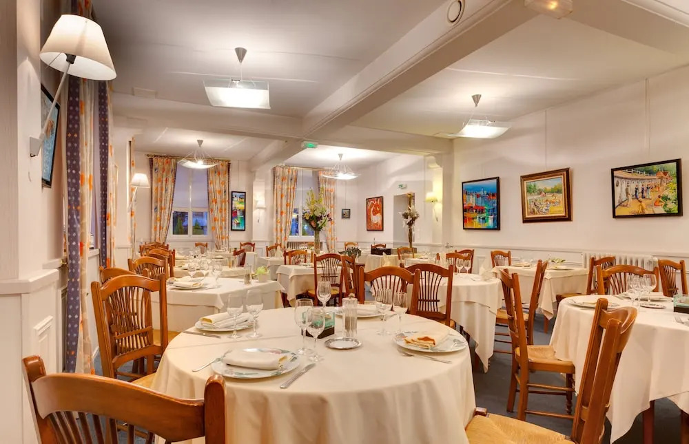 Logis Hôtel et Restaurant La Pension du Moulin