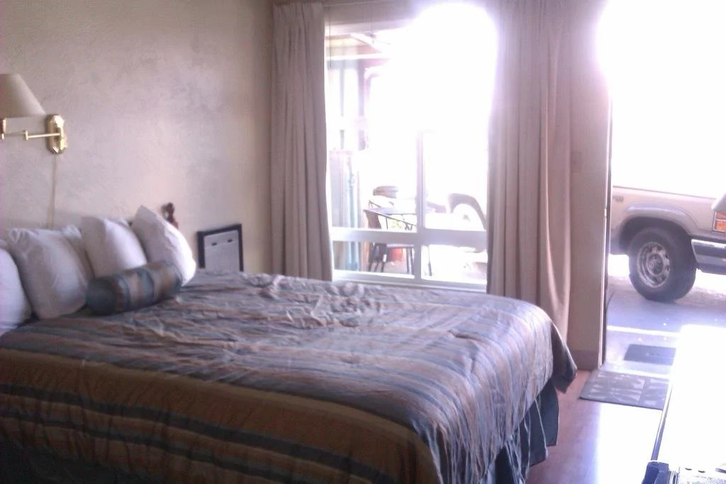 Fir Grove Motel