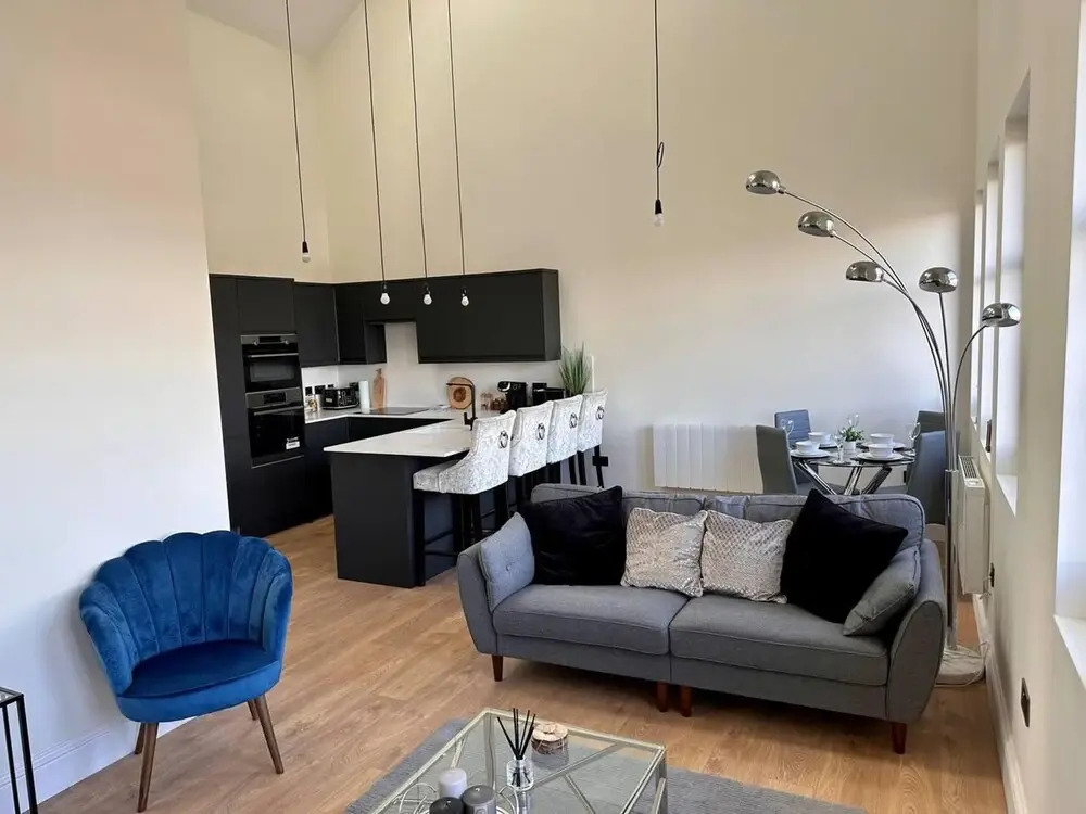 Luxury 3 Bedroom Modern Penthouse- Birmingham City
