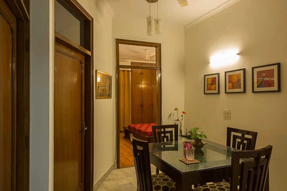 Woodpecker - 2 Bedroom Service Apartment