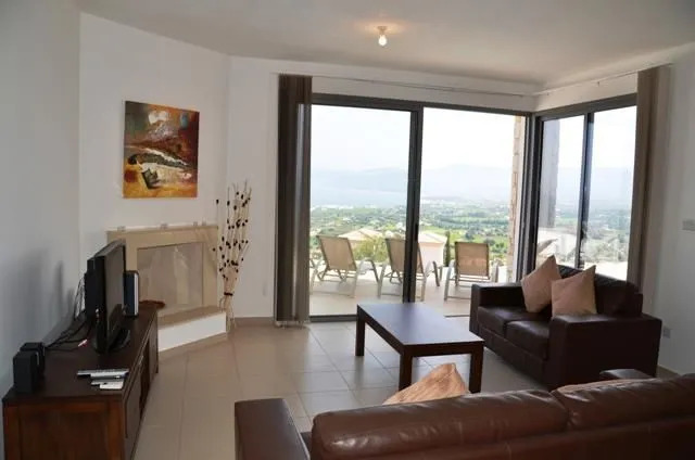 3 Br Villa Imogine - Chg 8879