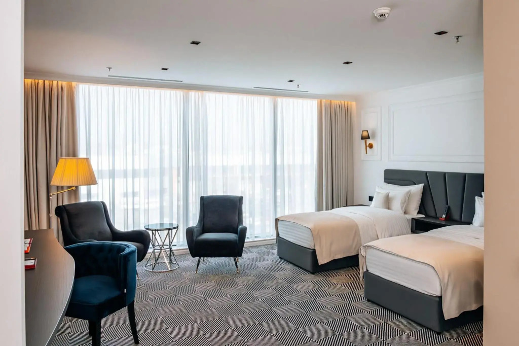 Sky Airport Hotel