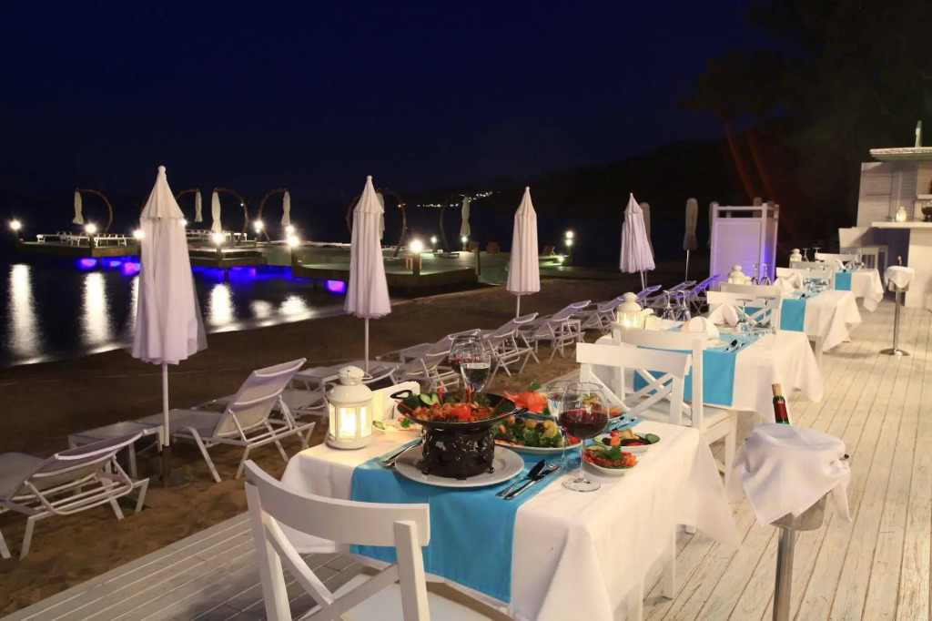 Grand Yazici Torba Beach