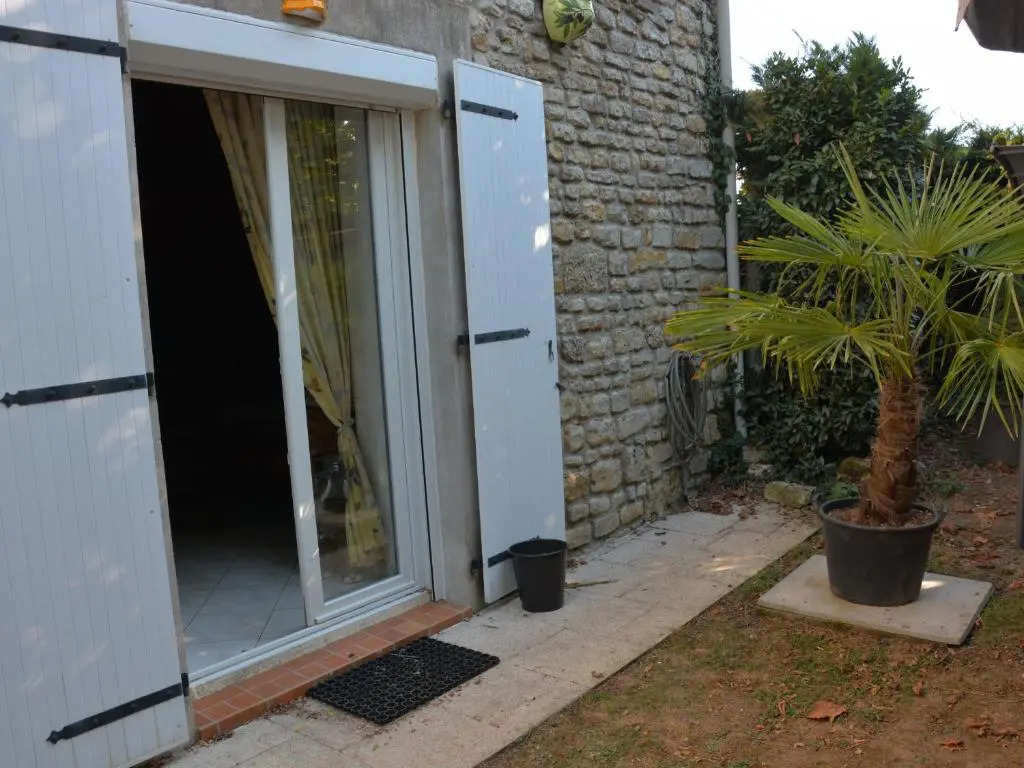 Maison Authentique avec Cour Privée, Wifi et Proximité Activités - Thiré, Vendée - FR-1-426-396