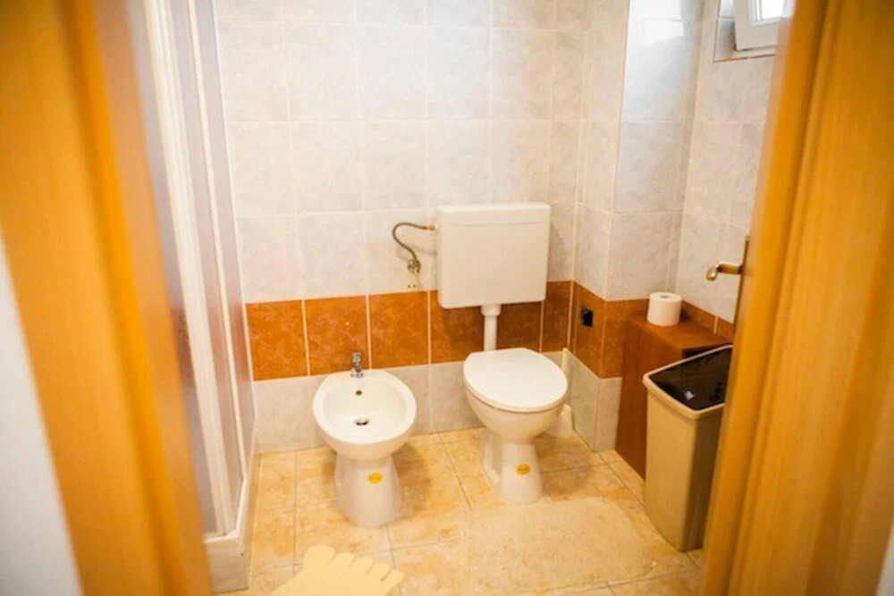 Charming 2-bed Apartment in Necujam