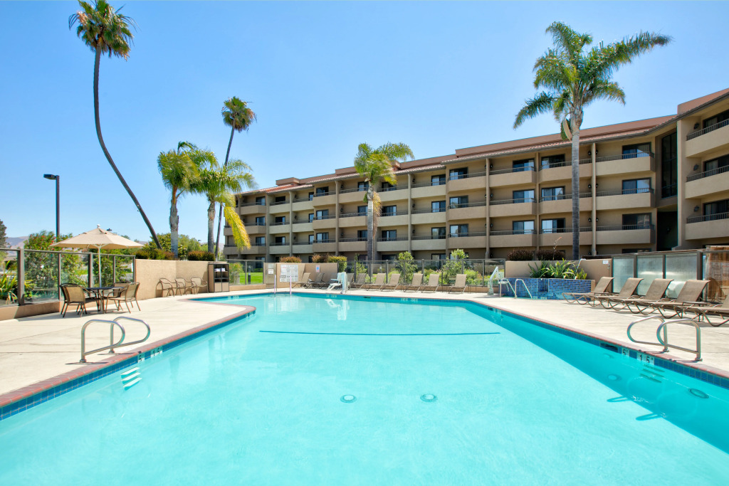 Отель Homewood Suites by Hilton Santa Maria