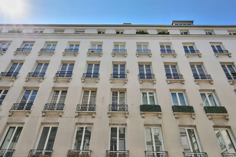 69 - Authentic Parisian Home
