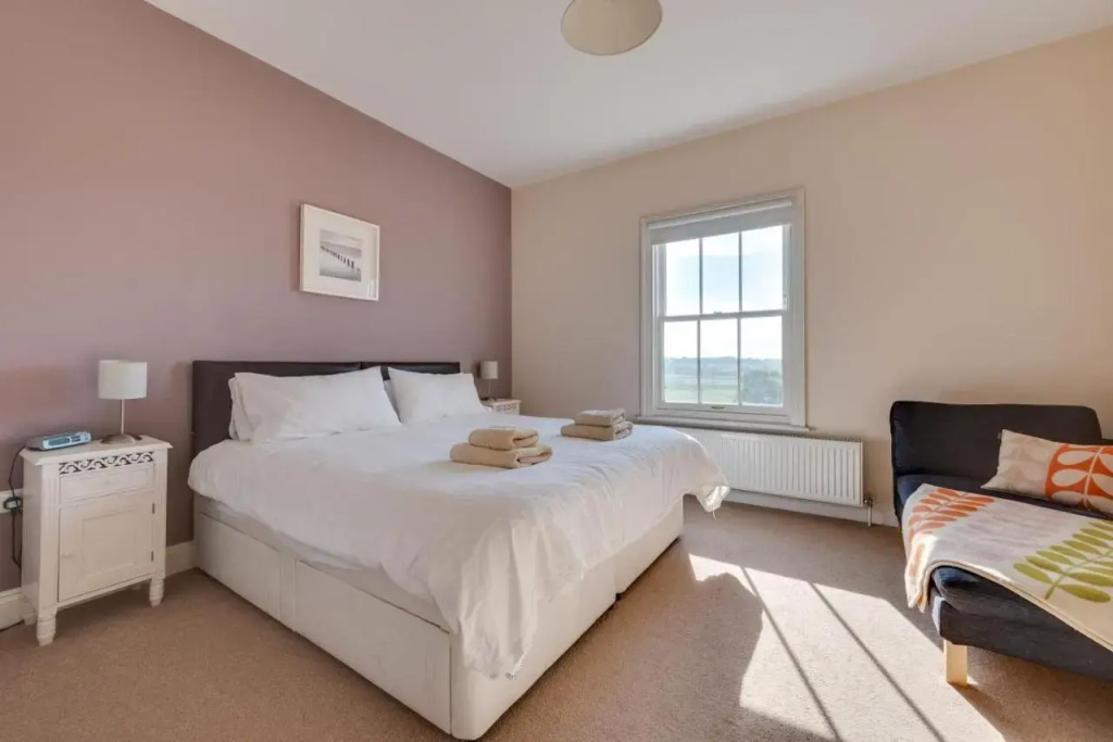 4 Bed in Halesworth oc-mdh