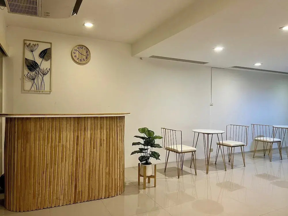 Comfy Crib Hostel 2
