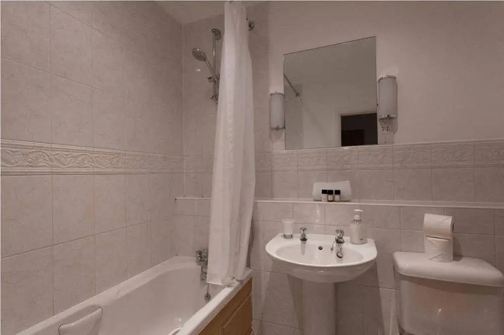Monument Serviced Apartments by LovelyStay