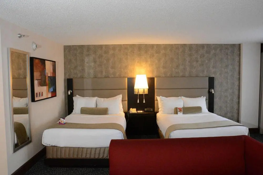 University Plaza Hotel And Conference Center