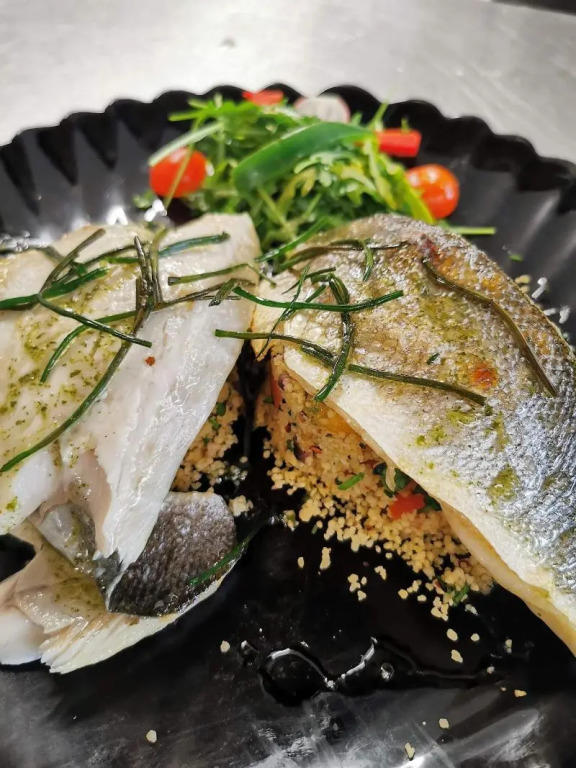 Murray Arms Hotel and Seafood Restaurant, Orkney